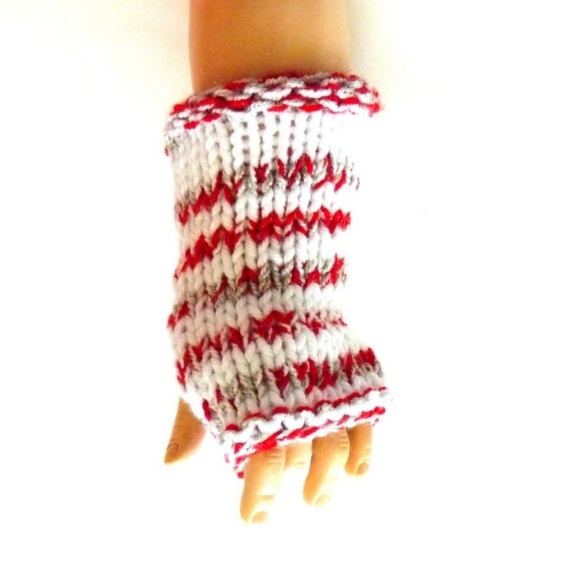 Wristwarmers Hand Made Red & White Stripe Candy Cane Girls Christmas - Picture 4 of 5